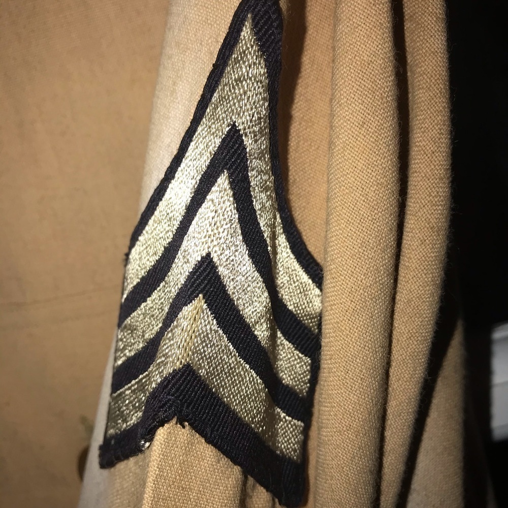 GUC Vintage Army Sergeant’s Shirt. This is an official Army issued shi…